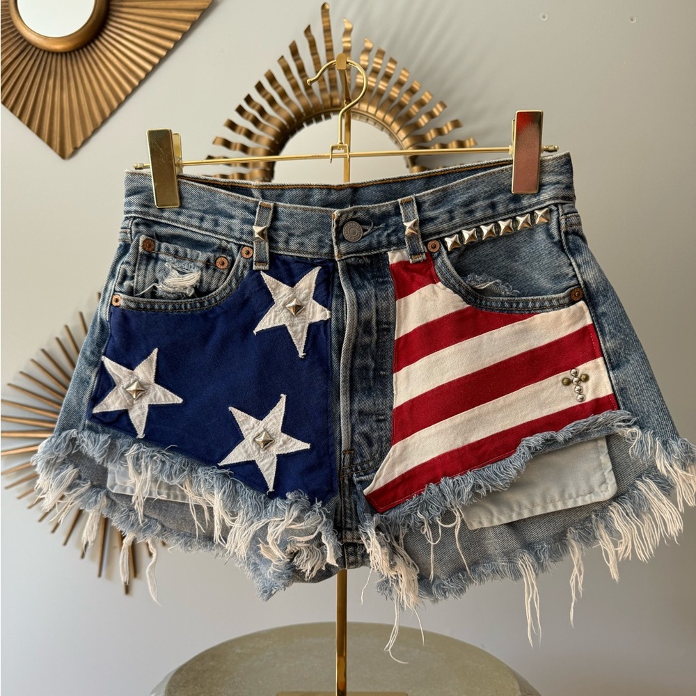 Levi's Blue Denim Shorts with Flag Design - Picture 1 of 7